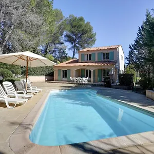 Villa 8 Pers, Climatisée, Piscine Chauffée, Un Havre De Paix Sous Les Pins Parasols, Roquebrune-sur Argens